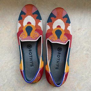 Rothys SZ 9.5 Moroccan amber retired loafers.